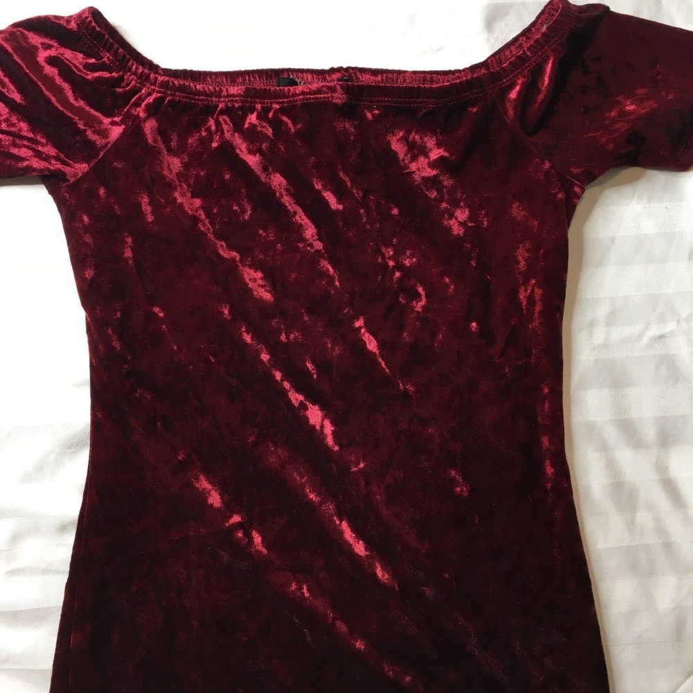 Forever 21 Maroon Velvet Maxi Bodycon Dress